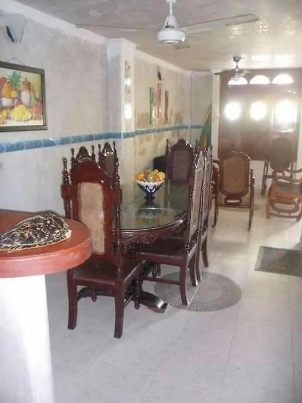 Cabana Puerta Del Sol Bed and Breakfast Cartagena